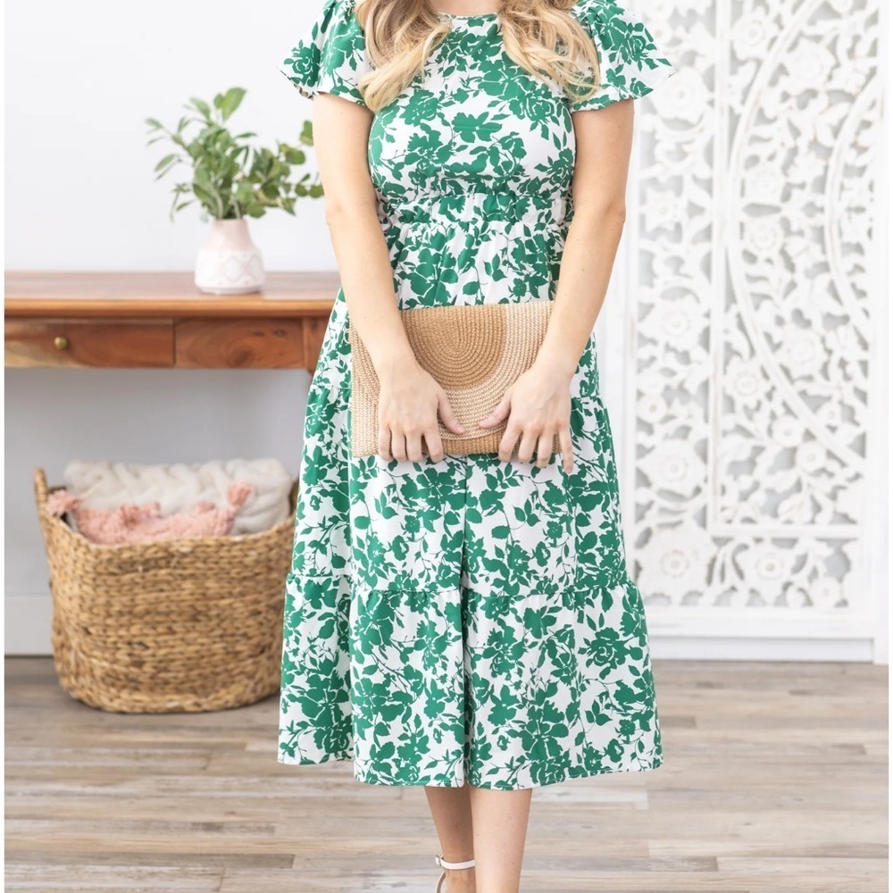 NEW Filly Flair Dress Green Floral Dress Size Small